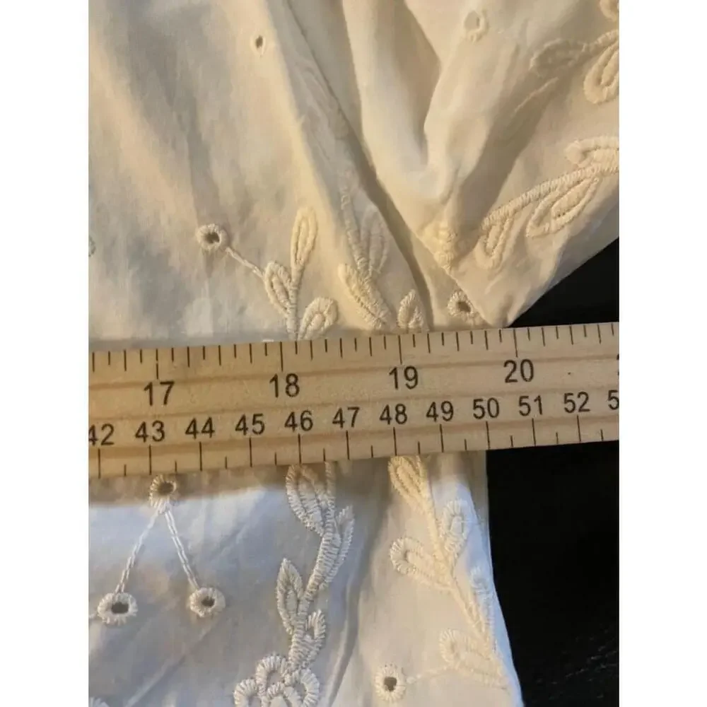 Size M White Cotton Women's Cactus + Pearl Embroidered Peasant Top - Picture 8 of 9